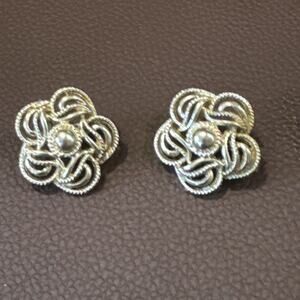 Vintage Gold Tone Flower Coro Clip Earrings
